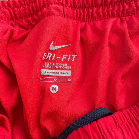 Nike shorts - Picture 5 of 6